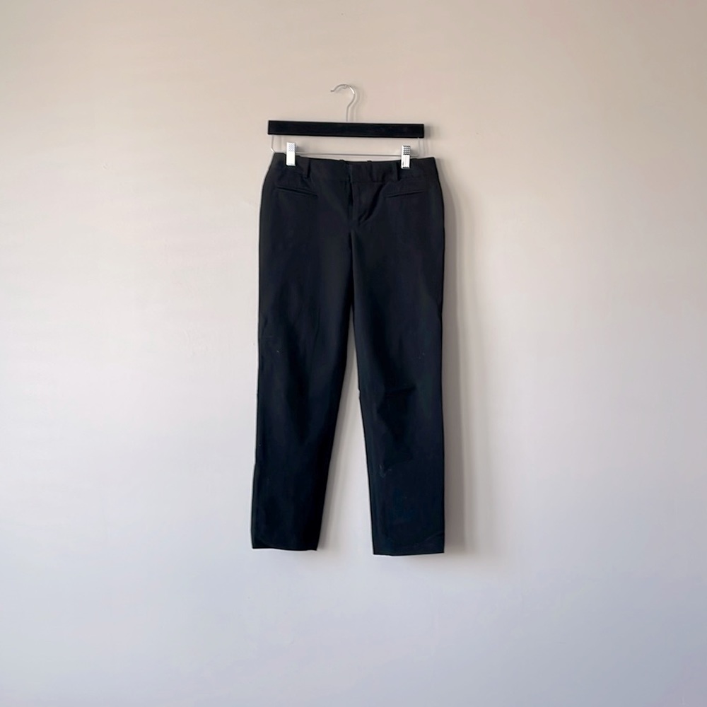 🍉 10 for $15 🍉
 GAP size 00 ankle length slacks